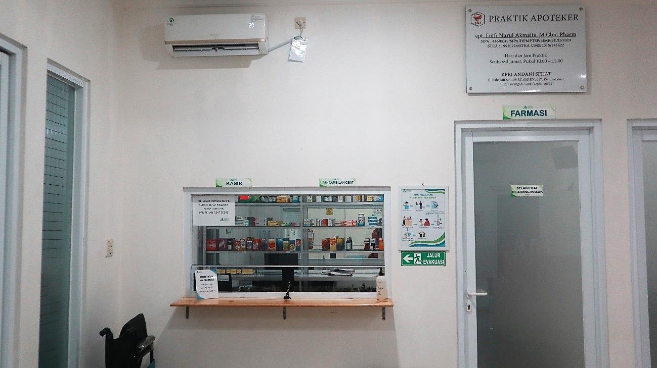 Tampak Depan Instalasi Farmasi KPRJ Andani Sehat