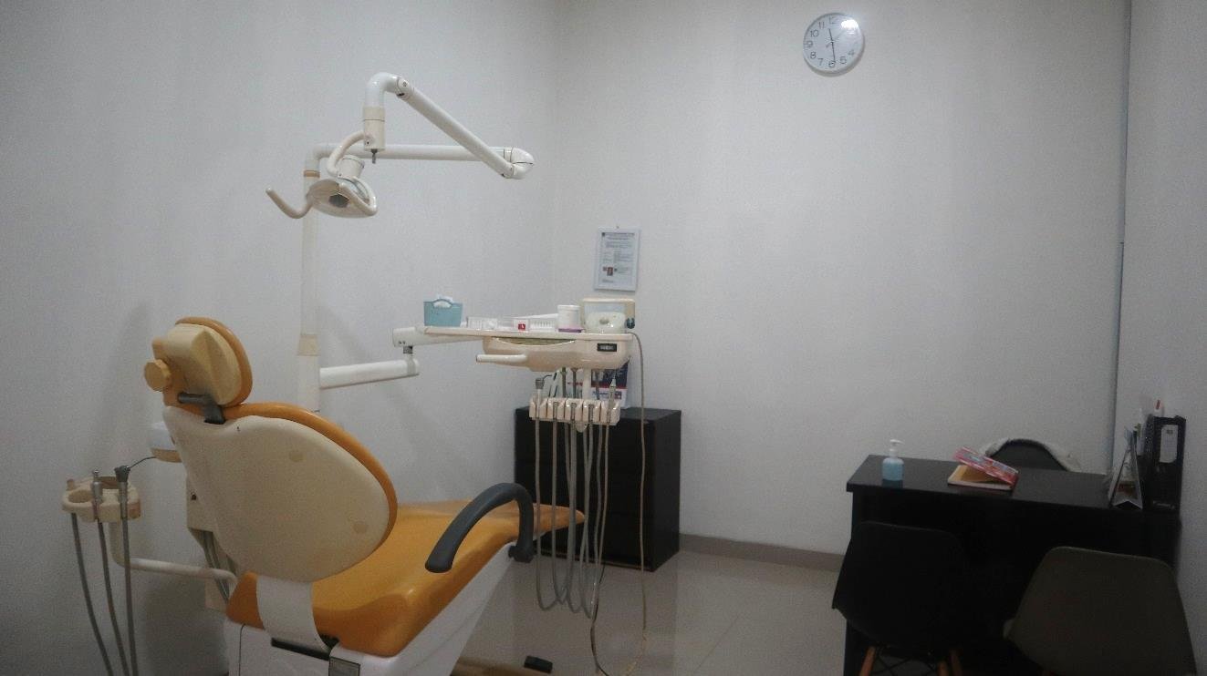 Poli Gigi KPRJ Andani Sehat